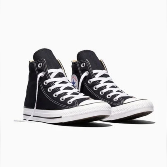 Chuck Taylor All Star Unisex Black Canvas High Top Shoe - M 4 /W 6 - Picture 2 of 10